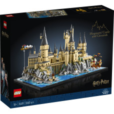 Lego Harry Potter Hogwarts Castle and Grounds